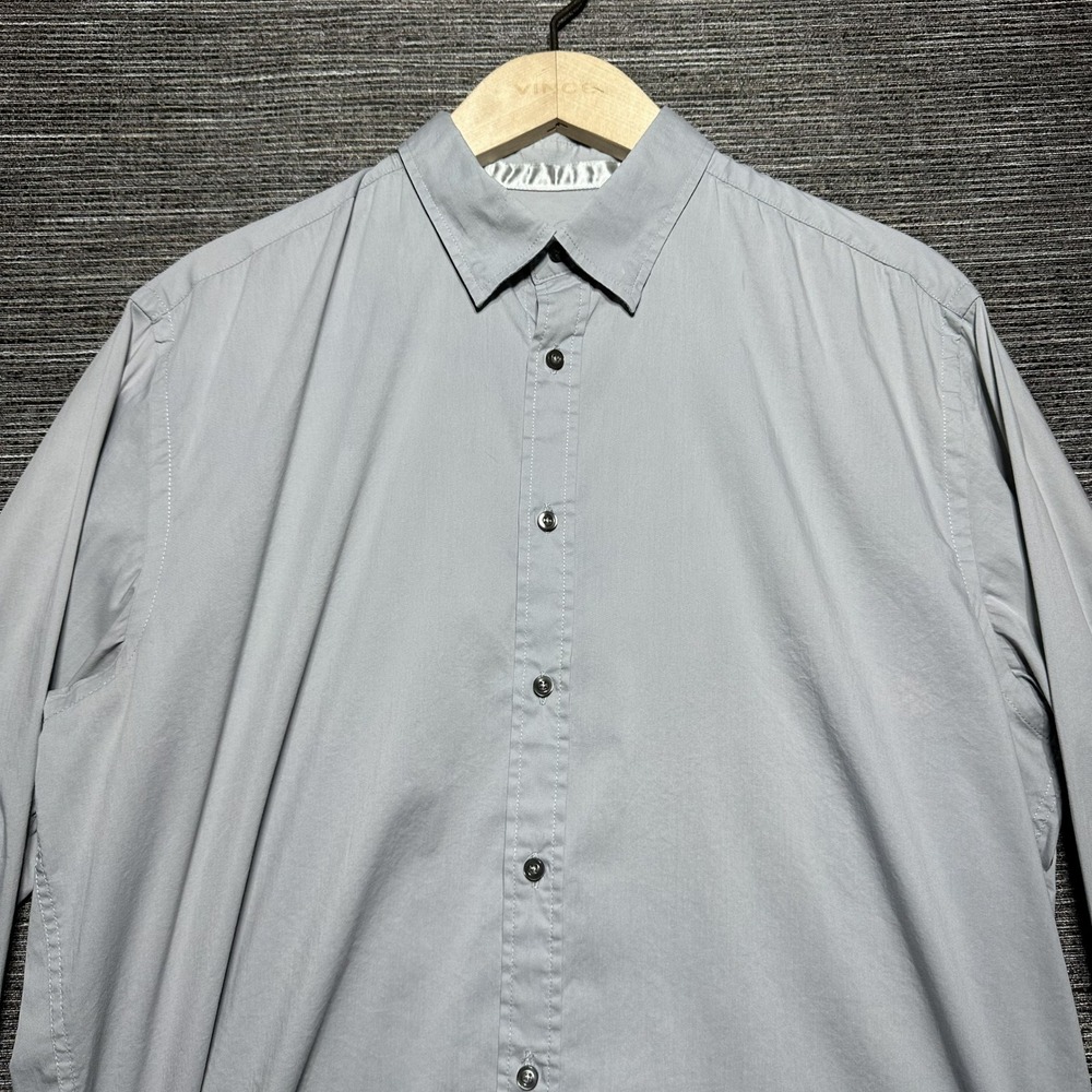 Saks Fifth Avenue RED Button Down Shirt Men L Gray LS Trim Fit Stretch Cotton